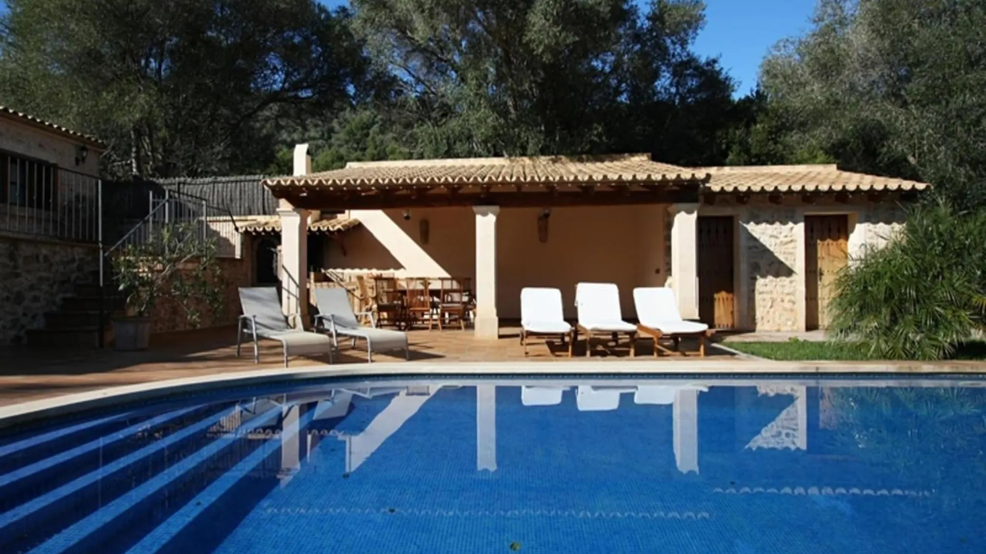 Villa Amazing Mansion In Petra With Swimming Pool Spanien
