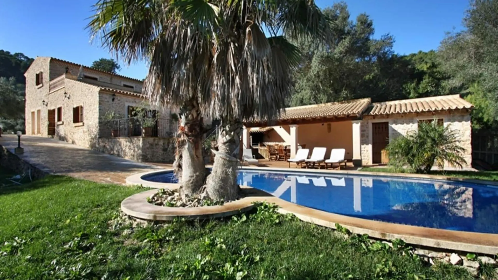 Villa Amazing Mansion In Petra With Swimming Pool