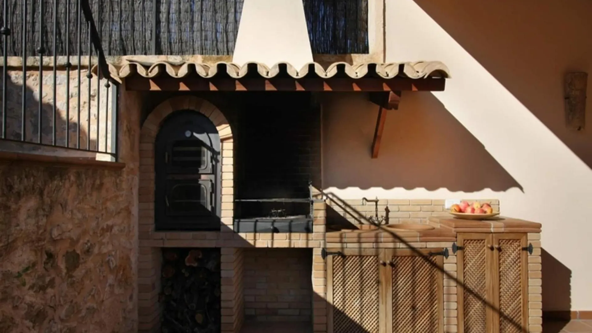 Villa Amazing Mansion In Petra With Swimming Pool